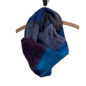 TRESART CACHÉ infinity alpaca scarf bright color